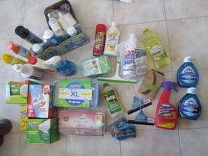 Lot of mainly new cleaning supplies...