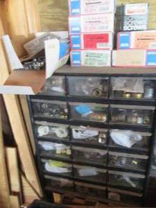 Parts organizer with fittings and f...