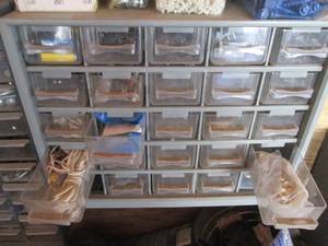 Parts organizer with fittings and f...