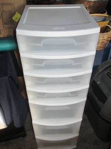 Plastic Sterilite storage drawes...
