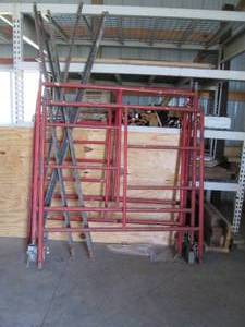 Scaffolding set, includes uprights ...