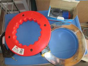 2 Wire wire fish reels and a drill ...