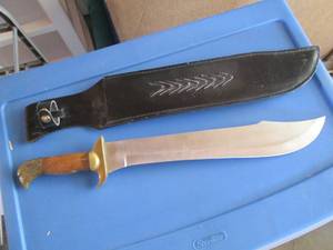 13 knives with sheath...