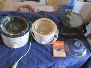 2 Small crockpots and Presto  Fry ...