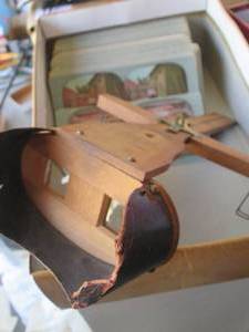 Antique Stereo Scope with Slides...