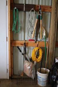 All contents pictured...