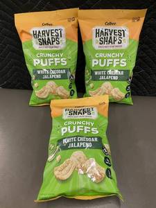 Calbee Harvest Snaps Crunchy Puffs White Cheddar Jalapeno (Lot of 3)