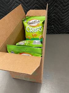Goldfish Crisps Sour Cream & Onion 1.9 oz Bags (2-Pack)