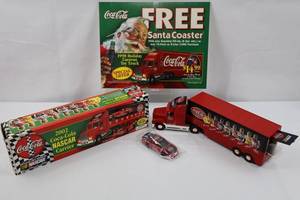Coca-Cola 1998 Holiday Caravan Toy Truck Set in Original Package