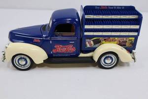 Pepsi-Cola Forties Ford Die-Cast Pickup Truck With Certificate