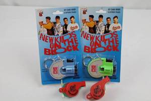 New Kids on the Block Key Chain Viewer Whistles (Lot of 4)