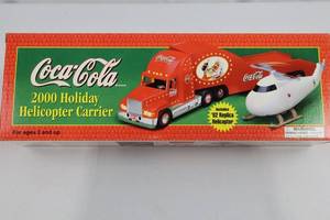 Coca-Cola 2000 Holiday Helicopter Carrier Limited Edition with 62 Replica Helicopter