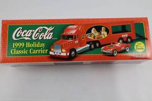 Coca-Cola 1999 Holiday Classic Carrier With 53 Corvette Limited Edition