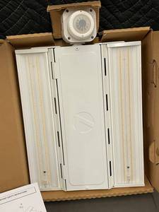 Lithonia Lighting CPHB 15000LM MVOLT 40K LED Luminaire 120-277V Damp Location