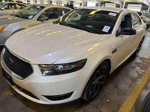 2016 Ford Taurus SHO