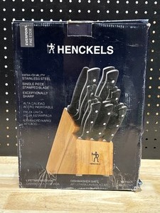 Henckels 15 Piece Knife and Block Set