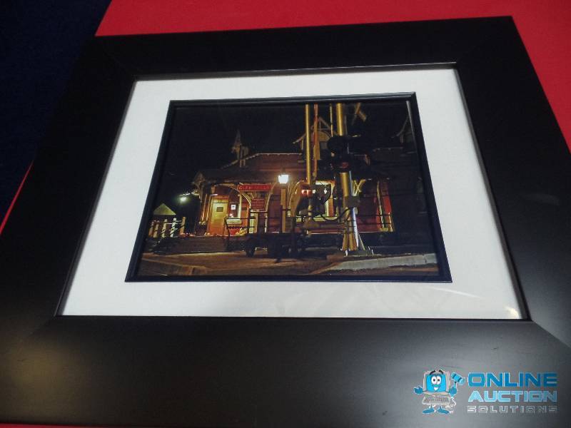 lot 5 image: Framed Photography - Glenn Mills Train Depot