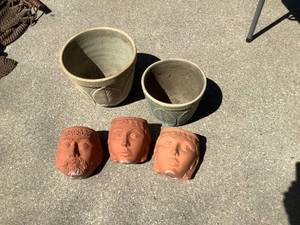 Planters & Terra Cotta