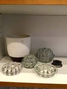 Vintage Floral Frogs & Pot