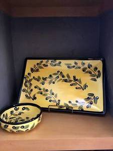 Olive-patterned Pottery Set