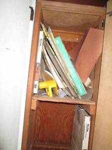 Lot of assorted sand paper...