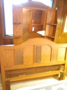 Decorative Wood headboard, metal be...