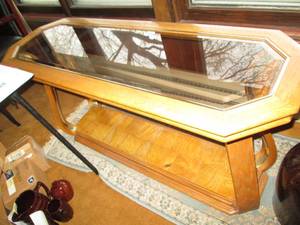 Oblong octagon shaped entry table w...