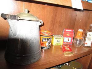 Red Wing Stoneware style lidded pit...