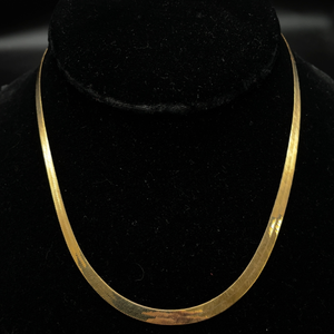 Brightly Polished & Textured Double-Sided Herringbone Chain Necklace in Yellow Gold VIDEO