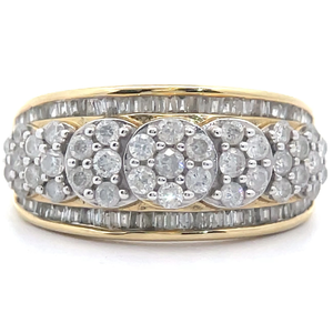 Natural Diamond Cluster Tapered Ring in Yellow Gold VIDEO