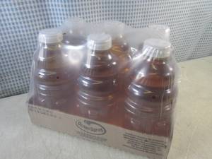 (B-4) 6 Bottles of Ocean Spray Appl...