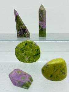 Rare 5-Piece Tasmanian Atlantisite Collector Set  Natural Stichtite in Serpentine Generators & Polished Palm Stones for Healing & Meditation