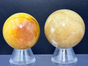 Set of 2 Premium Yellow Calcite Spheres  Energy Amplifiers &amp Mental Clarity