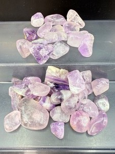Tumbled Amethyst Gemstones - Natural Purple Crystals for Reiki, Anxiety Relief & Crafting