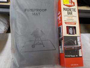 Fireproof Grill Mat and Magnetic Ba...