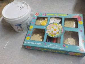 Satin Ice Gum Paste for Decorating ...