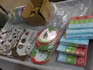 Holiday Lot- see all pictures...