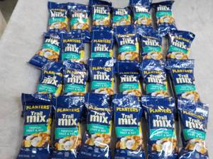 24 Bags 2 oz Planters Trailer Mix...