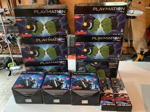 Marvel Avengers Playmation 11 Pc Boxed Toy Set Gamma Gear Ultron