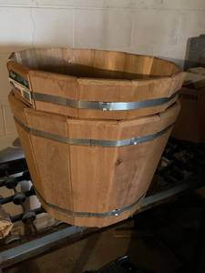 Pair of Real Wood Products TP101 Cedar Planters 3 Cu Ft Tapered