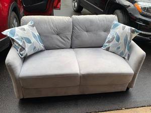 Zinus Light Gray Upholstered Loveseat Sofa w 2 Accent Pillows, Fair