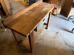 Vintage Wood Workbench w Columbian No. 6C Vise & Shelf Good