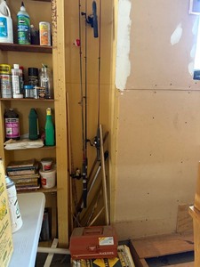 Vintage Fishing Rod Reel Lot w Fenwick Black Hawk 1052 Tackle Box