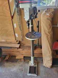 Tool Shop ZJ4116H 16-Speed Drill Press, 58 in Chuck Capacity