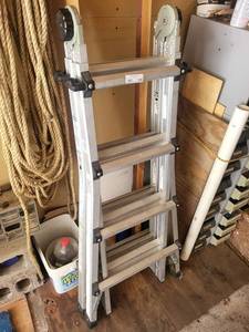 Cosco 20-217-ASCN 17ft Extension Ladder & 7ft 4in Step Ladder