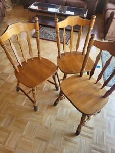 Set of 3 Windsor-Style Wooden Dining Chairs - Turned Legs, Spindle Back