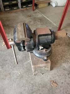 Vintage Cast-Iron Bench Vise with Long Handle on Wood Base