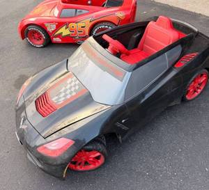 Power Wheels Corvette Stingray Ride-On Car with Charger