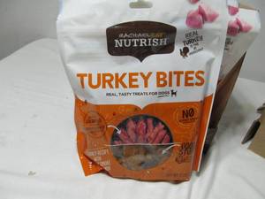 Rachael Ray Nutrish Turkey Bites Dog Treats, Hickory Smoke Bacon Flavor