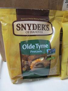 Snyders of Hanover Olde Tyme Pretzels